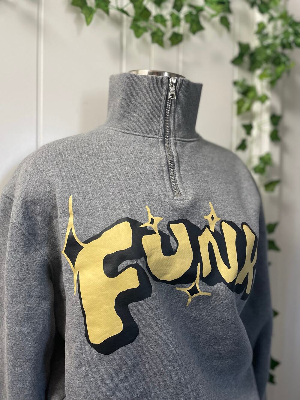 Unisex Pacsun FUNK little africa Grey Sweater W Zipper SZ‎ L